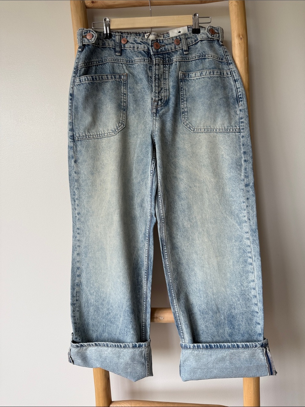 Free People We the Free Palmer Wide Leg Cuffed Denim Jeans in La La Land 28 NWT - Picture 13 of 16